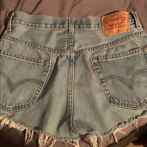 Levi’s shorts “ 4/25” - Picture 4 of 4